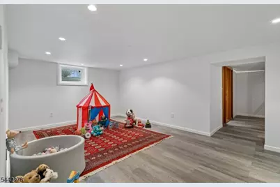 125 Stewart Rd, Millburn Twp., NJ 07078 - Photo 41