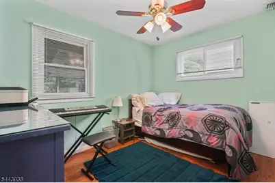 57 Ivanhoe Ter, Bloomfield, NJ 07003 - Photo 17