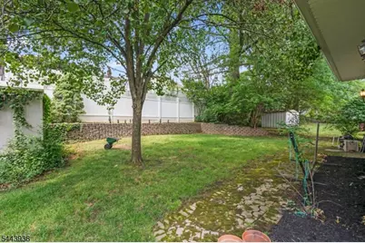 57 Ivanhoe Ter, Bloomfield, NJ 07003 - Photo 35