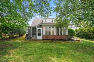57 Ivanhoe Ter, Bloomfield, NJ 07003 - Photo 37