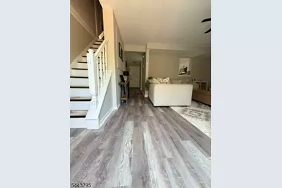 29 Constitution Way, Franklin, NJ 07416 - Photo 3