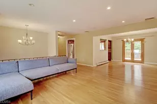 10 Avon Dr, Madison, NJ 07940 - Photo 3