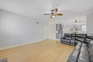 1316 Sassafras Ln, Monroe Township, NJ 08094 - Photo 7