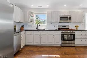 21 Louis Ave, West Milford, NJ 07480 - Photo 5