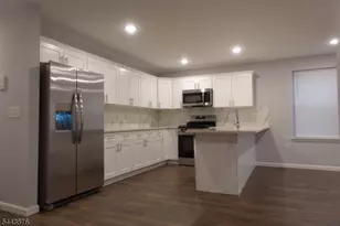 38 Palm St, Newark, NJ 07106 - Photo 1