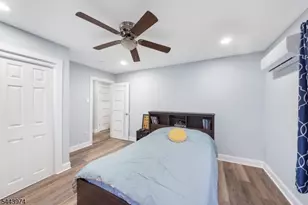 61 Keer Ave, Newark, NJ 07112 - Photo 13