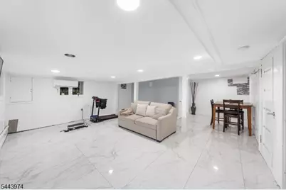 61 Keer Ave, Newark, NJ 07112 - Photo 21