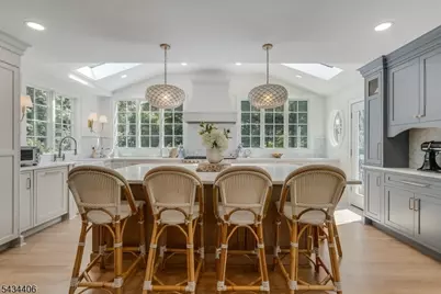 29 Birch Dr, Bernards Township, NJ 07920 - Photo 11