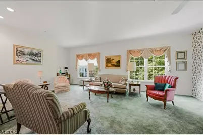 2 Richmond Road #302, West Milford, NJ 07480 - Photo 3