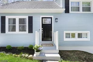 34 Rogers Ln, Sparta Township, NJ 07871 - Photo 5