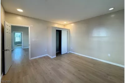 16 Walnut Ter, Bloomfield, NJ 07003 - Photo 3