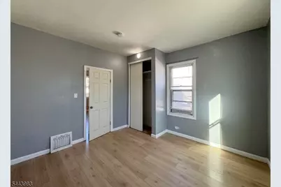 16 Walnut Ter, Bloomfield, NJ 07003 - Photo 5