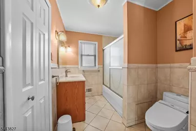 895 Patton St, North Brunswick Township, NJ 08902 - Photo 15