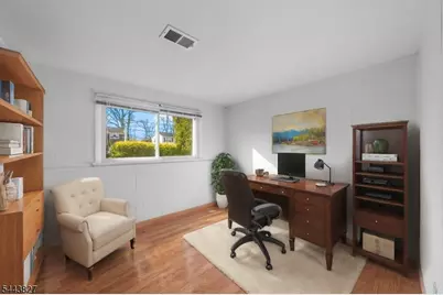 895 Patton St, North Brunswick Township, NJ 08902 - Photo 9