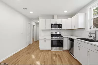 43 Wolf Pl #2, Hillside, NJ 07205 - Photo 3