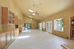 109 Fresh Ponds Rd, South Brunswick Township, NJ 08831 - Photo 7