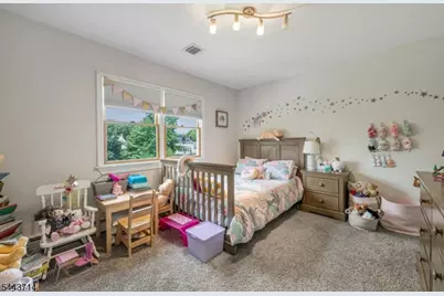69 Prospect St, Paramus, NJ 07652 - Photo 9