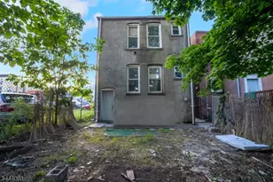 70 S 9th St, Newark, NJ 07107 - Photo 11