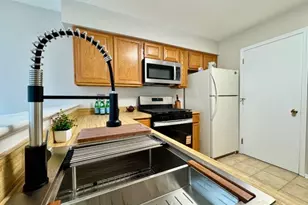 74 Winchester Way, Franklin Township, NJ 08873 - Photo 3