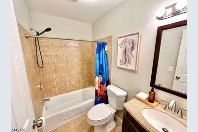 8 Plum Court, Raritan Township, NJ 08822 - Photo 15