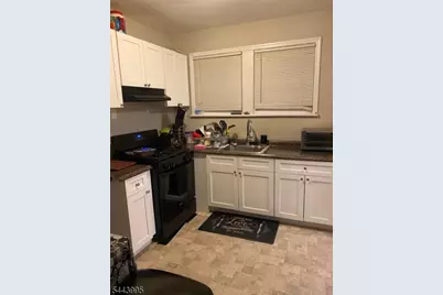77 Wagner Pl, Irvington, NJ 07111 - Photo 13