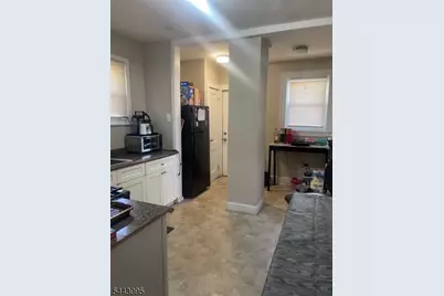 77 Wagner Pl, Irvington, NJ 07111 - Photo 9