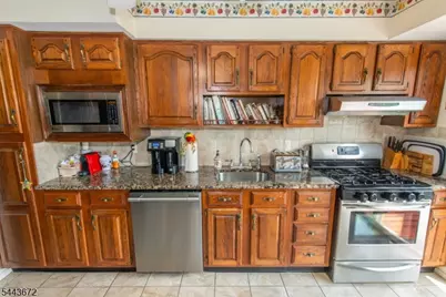 1 Midvale Ave, Fairfield, NJ 07004 - Photo 9