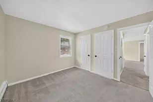 42-8 Woodedge Ave, Edison Twp., NJ 08817 - Photo 15