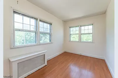 33 Butler St, Clifton, NJ 07011 - Photo 5