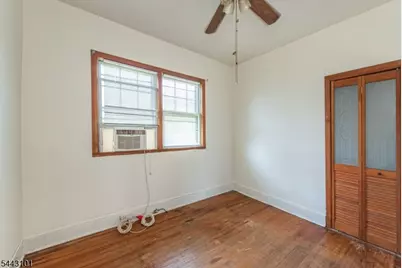 33 Butler St, Clifton, NJ 07011 - Photo 9