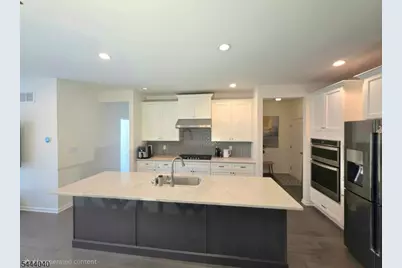27 Wisteria Ct, Monroe Township, NJ 08831 - Photo 5