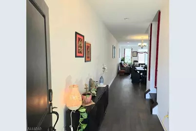 27 Wisteria Ct, Monroe Township, NJ 08831 - Photo 3