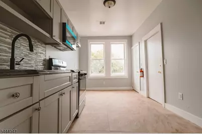 48 Salem St, Newark, NJ 07106 - Photo 21