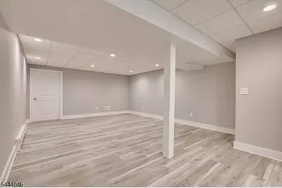 5 E Hartwick Dr, Montgomery Township, NJ 08558 - Photo 3