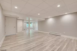 5 E Hartwick Dr, Montgomery Township, NJ 08558 - Photo 19