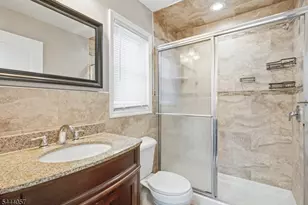 19 Komorn St, Newark, NJ 07105 - Photo 23