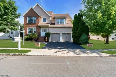 4 Leigh Rd, Hillsborough Township, NJ 08844 - Photo 3
