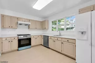 4 Leigh Rd, Hillsborough Township, NJ 08844 - Photo 13