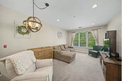 7319 Coventry Ct, Riverdale, NJ 07457 - Photo 3