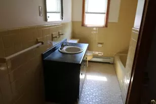 34 Hilton St, Belleville, NJ 07109 - Photo 5