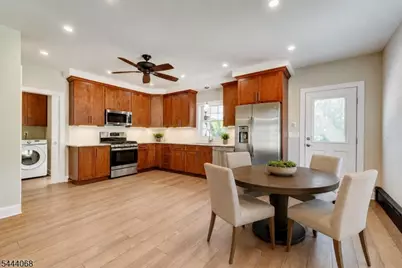 118 Bartine St, Somerville, NJ 08876 - Photo 3