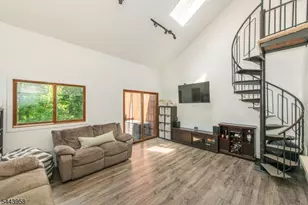 2 Steamboat Dr, Vernon, NJ 07462 - Photo 5