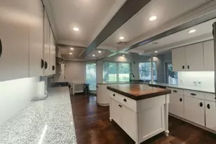 7 Jefferson Ave, Millburn, NJ 07078 - Photo 11