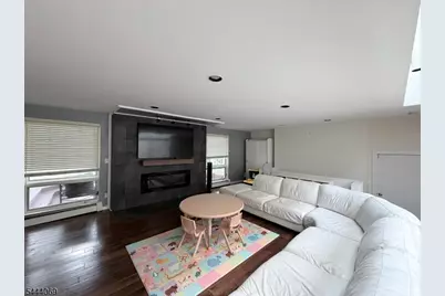 7 Jefferson Ave, Millburn, NJ 07078 - Photo 1