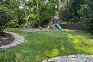 7 Jefferson Ave, Millburn, NJ 07078 - Photo 13