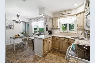 76 Long Hill Rd, Long Hill Township, NJ 07933 - Photo 9