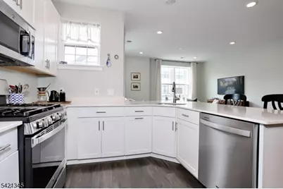 54 Harvest Way, Little Falls Township, NJ 07424 - Photo 11