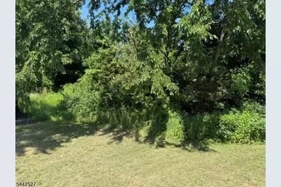 50 Dekalb St, Franklin Township, NJ 08873 - Photo 1