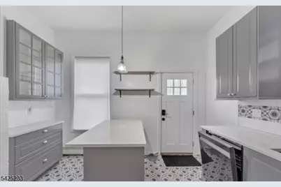 13 2nd Ave, Newark, NJ 07104 - Photo 1