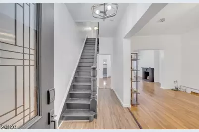 13 2nd Ave, Newark, NJ 07104 - Photo 3